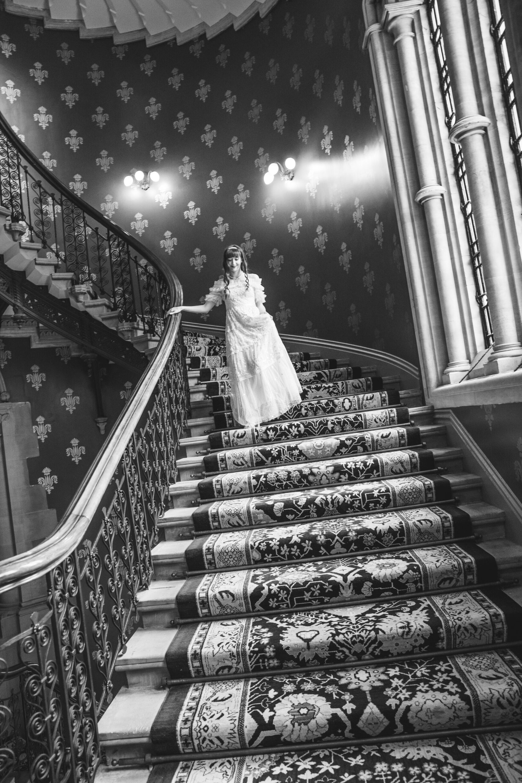 Bride getting Ready in hotel renaissance London, near st pancreas