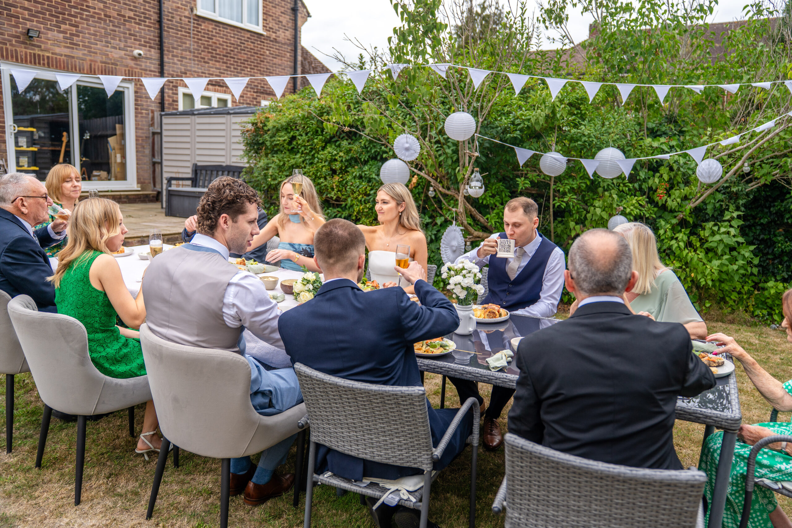 Relaxed reception in couples garden in Surrey