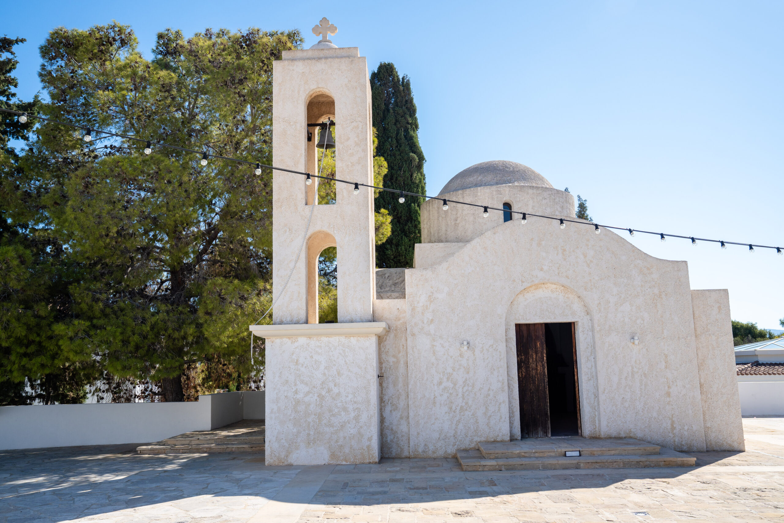 Cyprus wedding photographer photographing the Anassa Hotel chapel