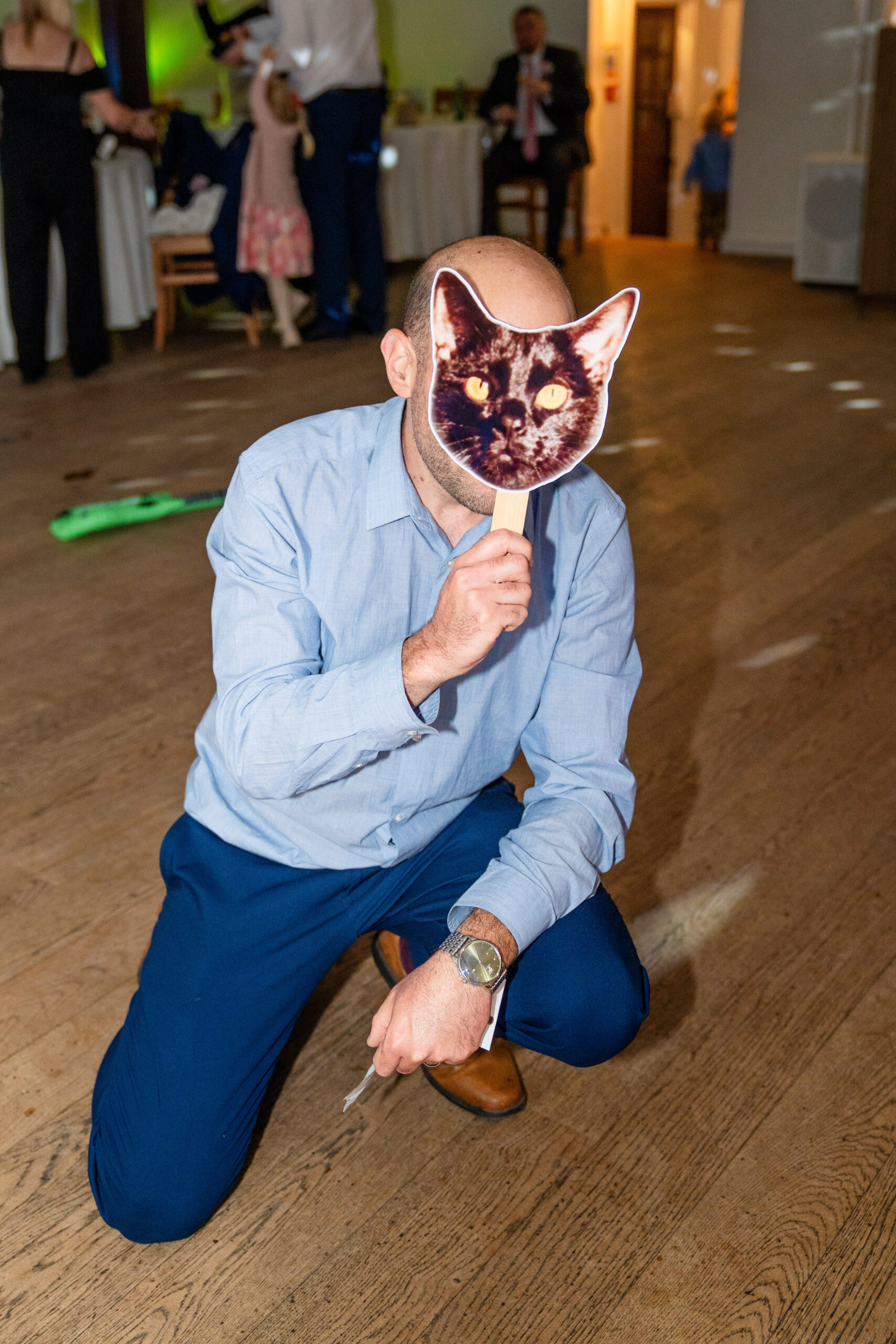 Candid fun photography at the reception at Oaks Farm 