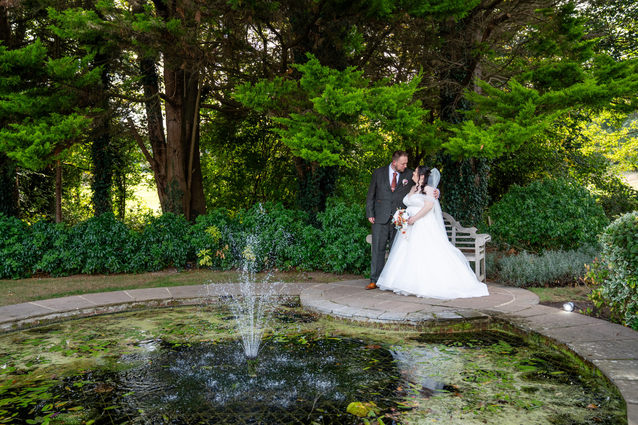 Autumn wedding portraits in the gardens at Oaks Farm Croydon — South London wedding photographer