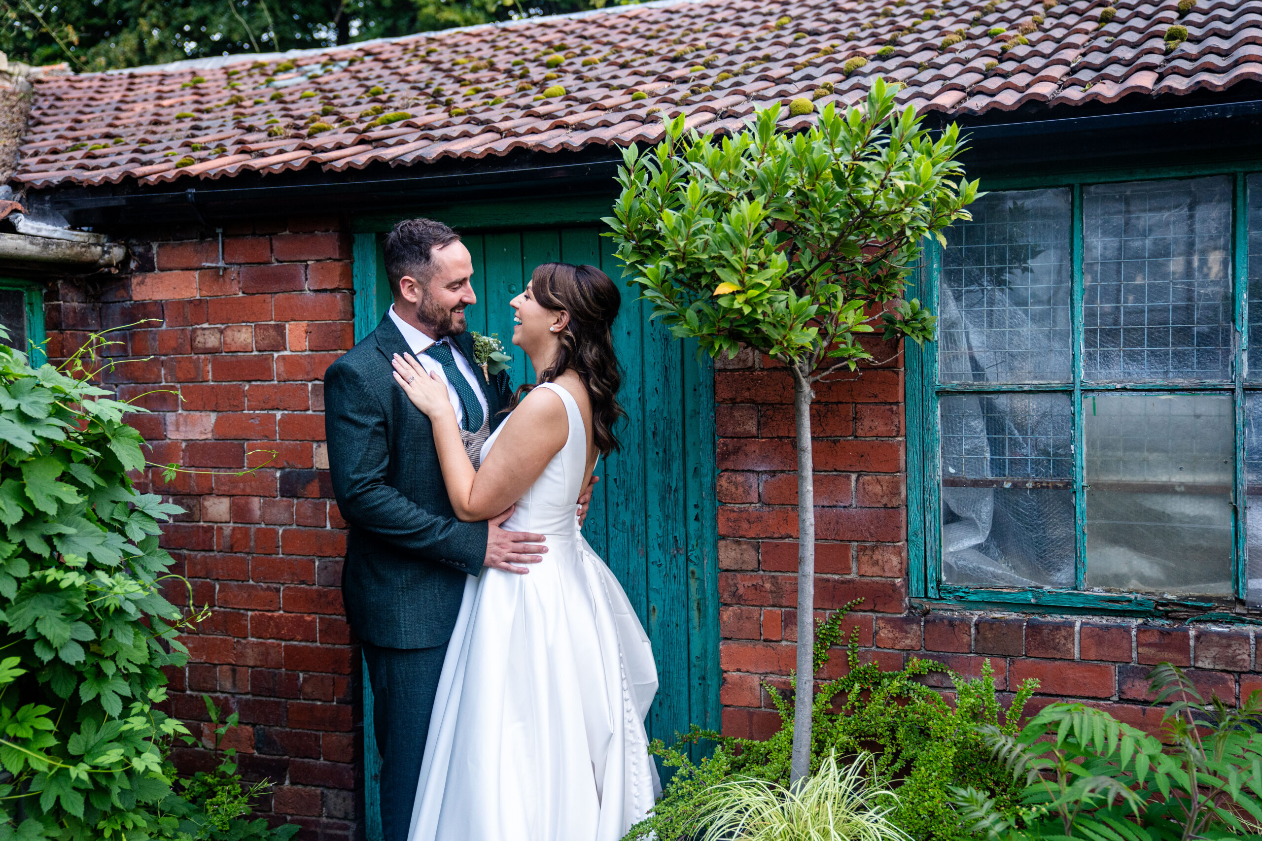 Wedding portraits in the garden of Hooton pagnell taken by South Yorkshire wedding photographer 